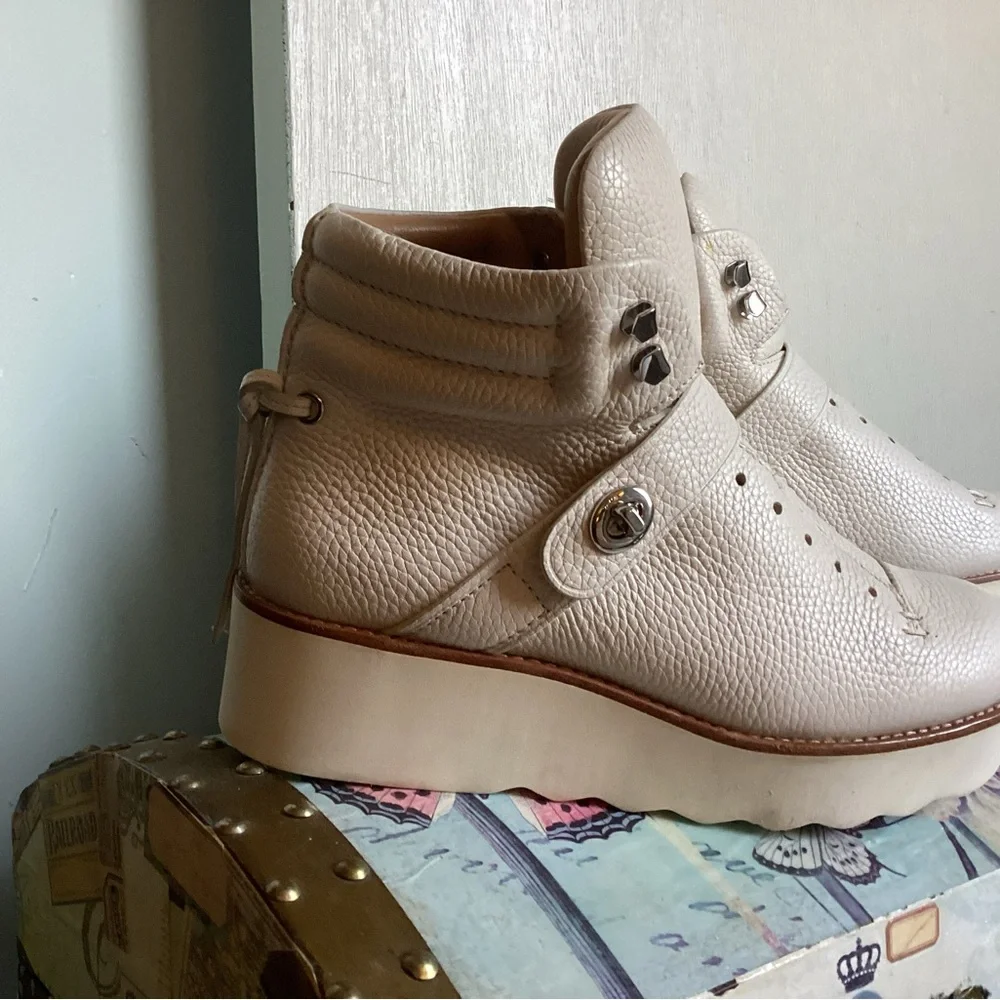 Coach urban hiker - Picture 2 of 5